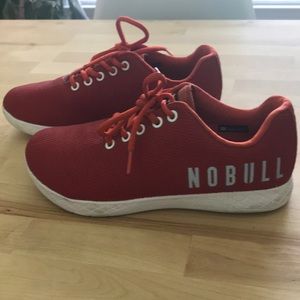 NOBULL trainers women’s 8.5/ men’s 7